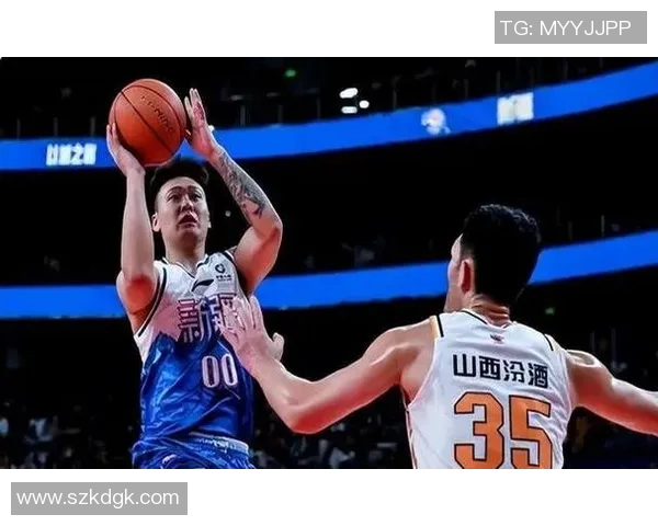 CBA精彩对决北控队迎战深圳队直播盛况全程回顾