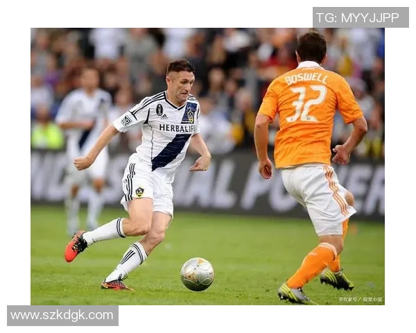 纽约城与休斯敦迪纳摩比赛分析及战术对比探讨